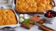 chicken and biscuit casserole