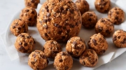 chocolate chip cheese ball