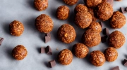 chocolate crispy snack balls
