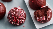 chocolate peppermint cheeseball