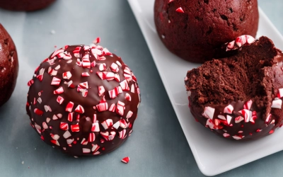chocolate peppermint cheeseball
