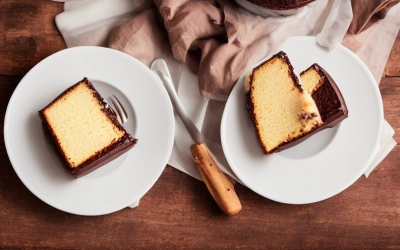 glazed tollhouse cake