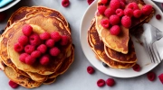 raspberry chocolate chip pancakes