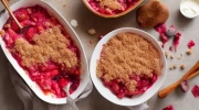 rhubarb crumble